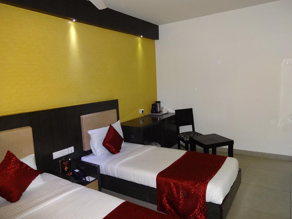 Pl.A Rathna Residency Otel Tiruchirappalli Dış mekan fotoğraf