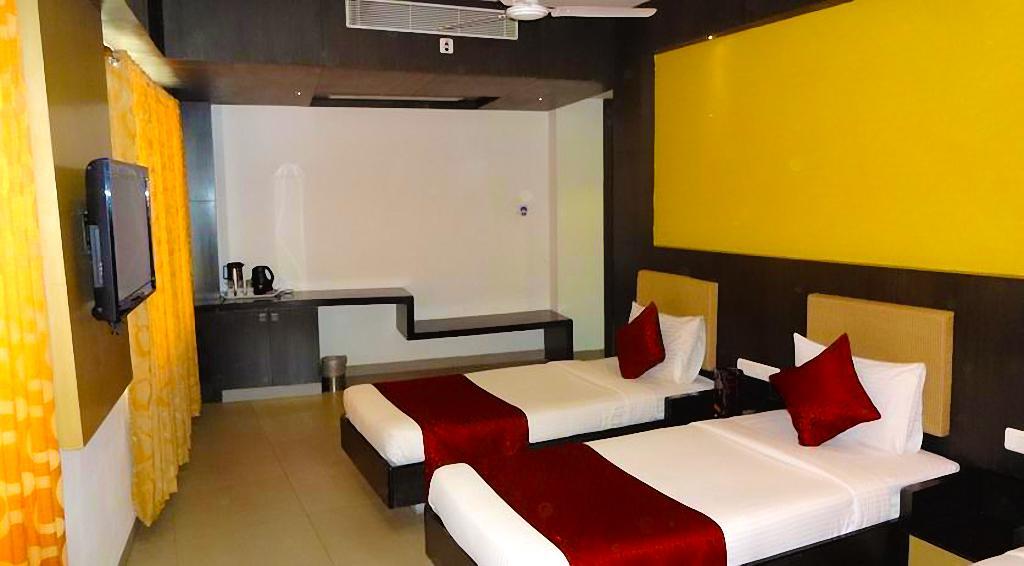 Pl.A Rathna Residency Otel Tiruchirappalli Dış mekan fotoğraf